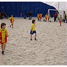 Tempáci si vyzkoušeli plážový fotbal