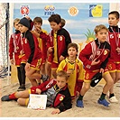 Tempáci si vyzkoušeli plážový fotbal